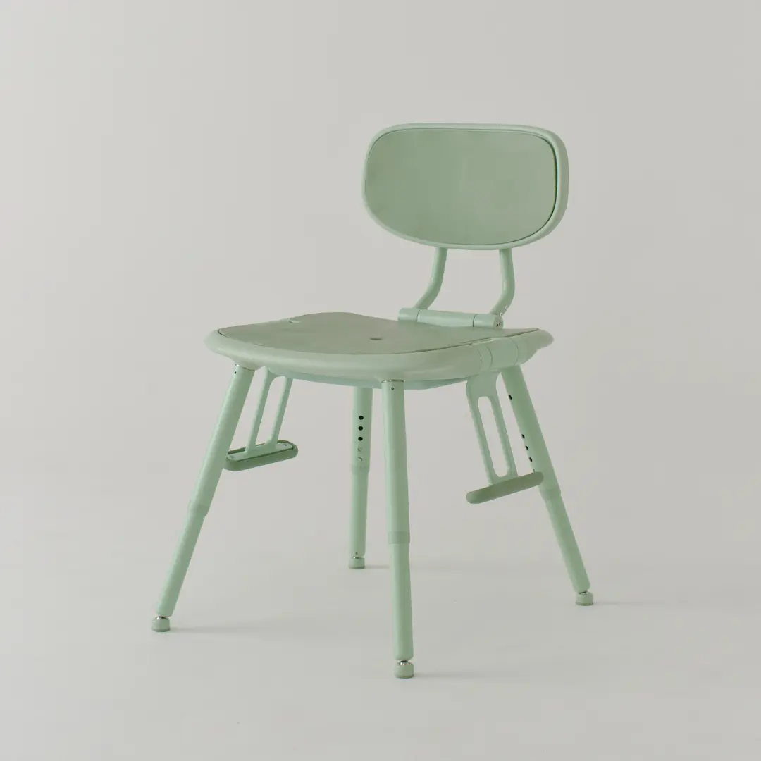 Oasis Chair in Green, armrests lowered