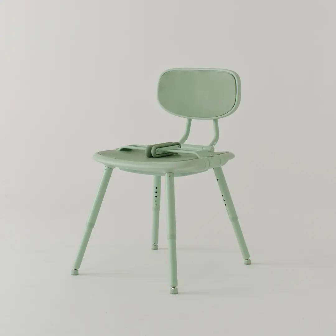 Oasis Chair in Green, armrests packed